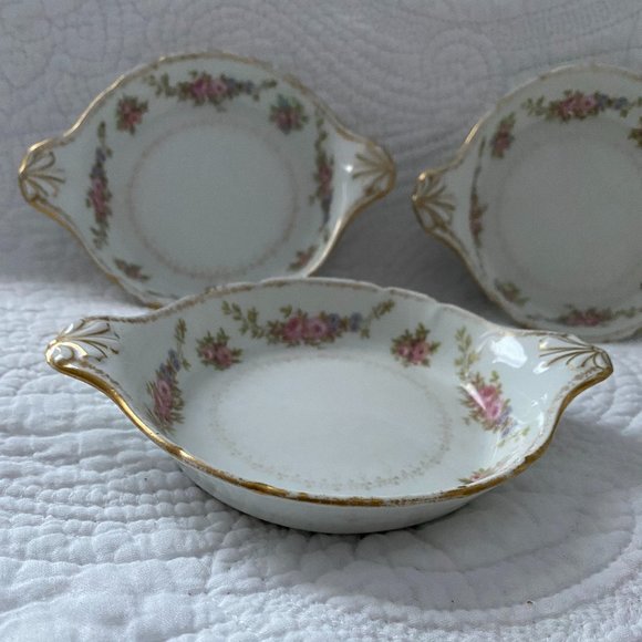 Antique GOA France Hand Painted Floral & Gold Trinket Dish set of 3 - Picture 2 of 8